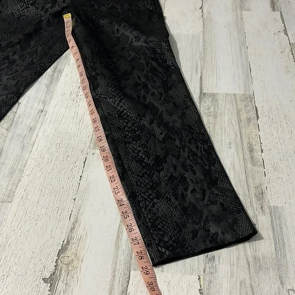 Krazy Larrry Python Pull On Pants Size 14 - Picture 13 of 13